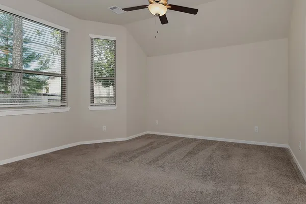 $2,500 | 151 Silva Creek Trail, Conroe, TX 77318