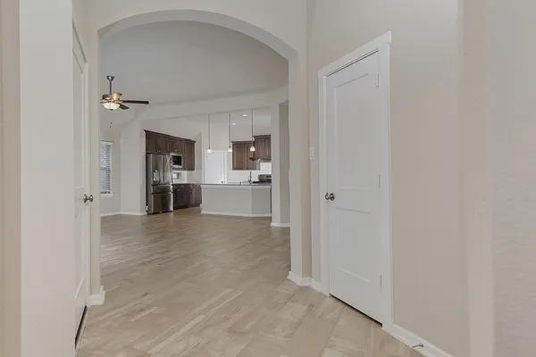 $2,500 | 151 Silva Creek Trail, Conroe, TX 77318