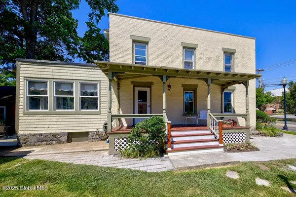 $12,000 | 246 Church Street, Saratoga Springs, NY 12866