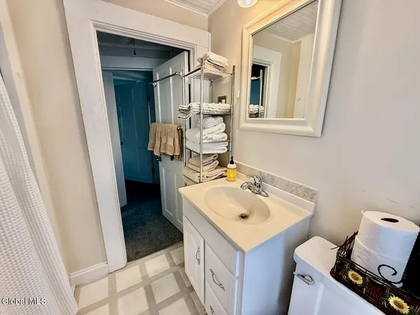 $12,000 | 246 Church Street, Saratoga Springs, NY 12866