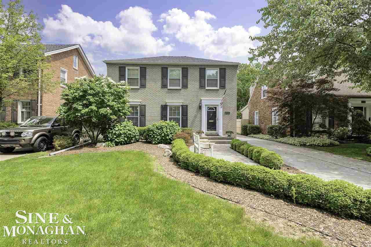 308 Kerby Road Grosse Pointe Farms, MI 48236 - Photo 1 of 32