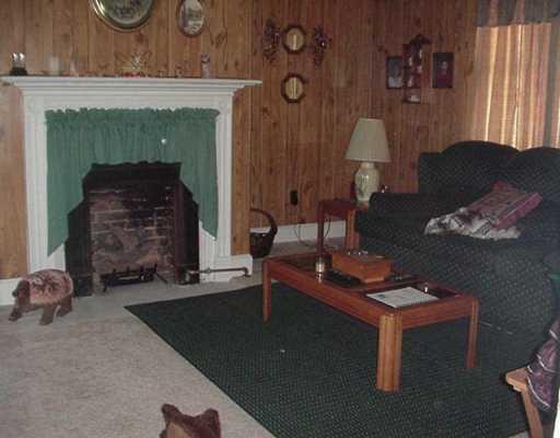154 Lintner Road Blairsville, PA 15717 - Photo 6 of 8 Living Room.