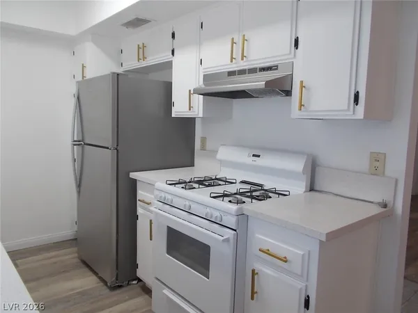 $1,150 | 3168 South Eastern Avenue, Unit 48, Las Vegas, NV 89169