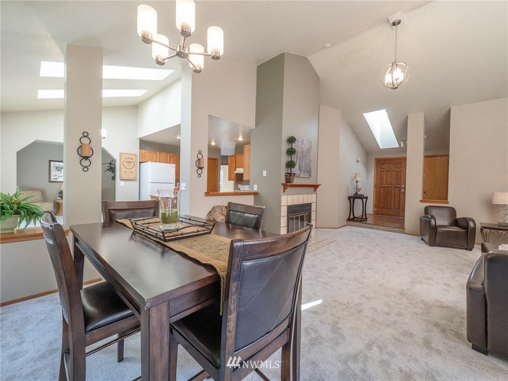 23327 12th Place West Bothell, WA 98021 - Photo 8 of 25