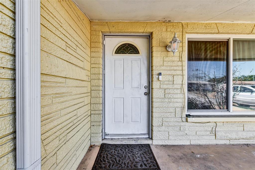 9301 Lido Lane Port Richey, FL 34668 - Photo 3 of 19