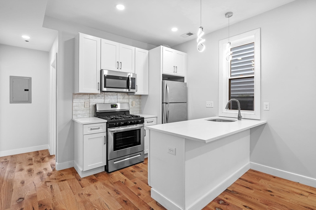 283 Chelsea Street, Unit 2 Boston, MA 02128 - Photo 8 of 18
