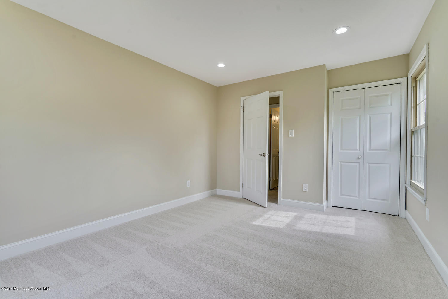 17 Weathervane Way Marlboro, NJ 07746 - Photo 29 of 42 Secondary Bedrooms