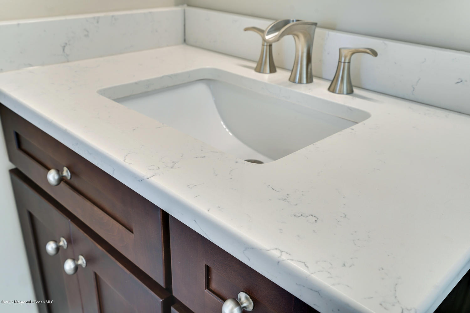 17 Weathervane Way Marlboro, NJ 07746 - Photo 34 of 42 Quartz Vanity Top