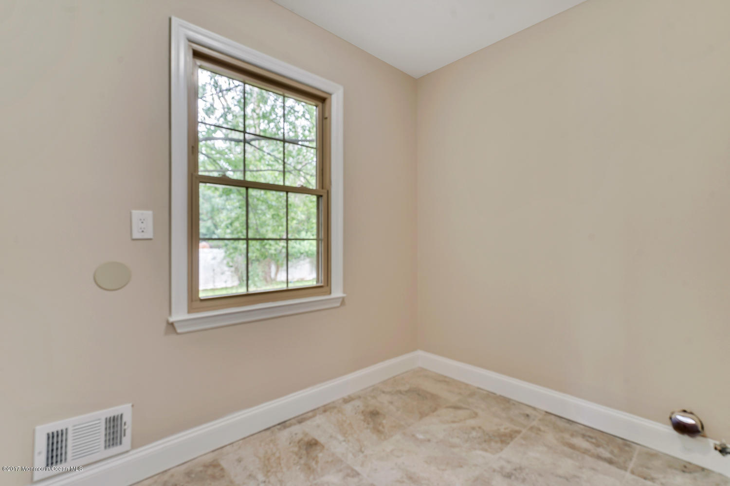 17 Weathervane Way Marlboro, NJ 07746 - Photo 40 of 42 Laundry Room