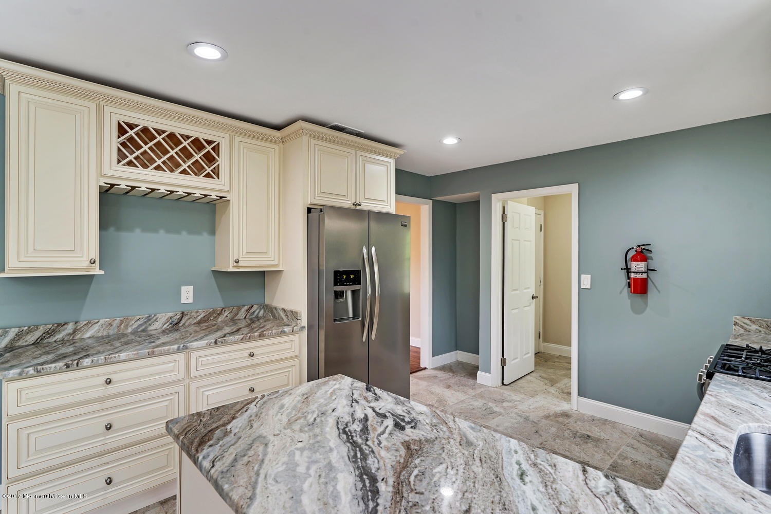 17 Weathervane Way Marlboro, NJ 07746 - Photo 8 of 42 Granite counterspace