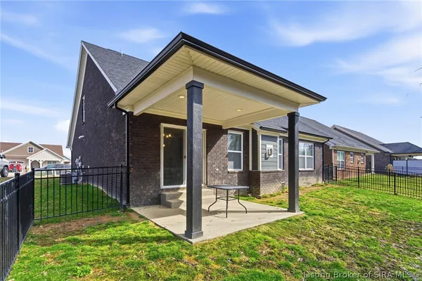 $349,900 | 7831 Linwood Circle, Charlestown, IN 47111