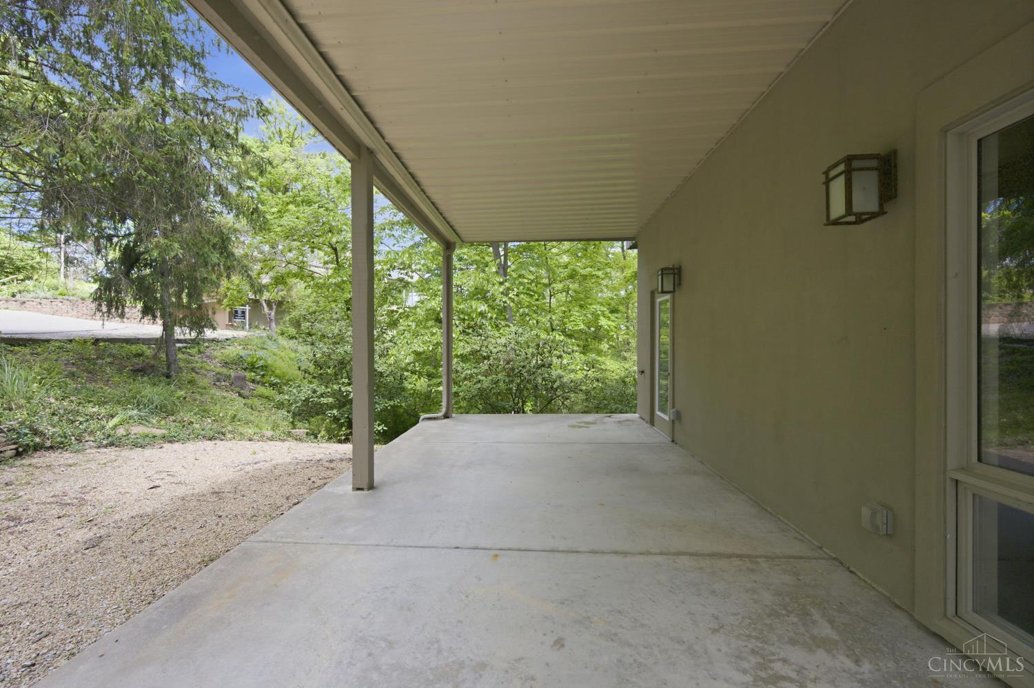 9546 Cunningham Road Cincinnati, OH 45243 - Photo 70 of 95