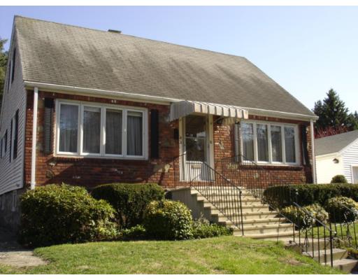 52 Crowningshield Road Worcester, MA 01604 - Photo 1 of 8 Gallery Image 1