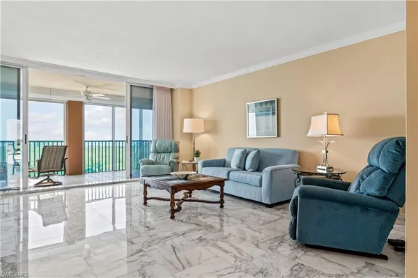 $13,000 | 7515 Pelican Bay Boulevard, Unit 7B, Naples, FL 34108