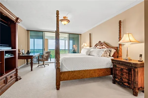 $13,000 | 7515 Pelican Bay Boulevard, Unit 7B, Naples, FL 34108