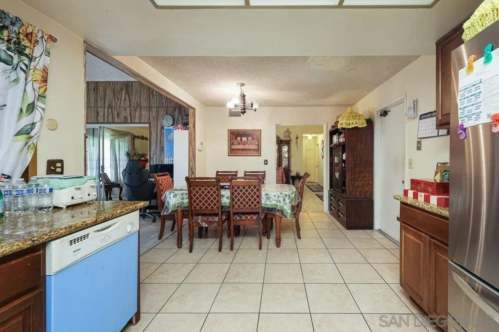 1050 Armacost Road San Diego, CA 92114 - Photo 6 of 14