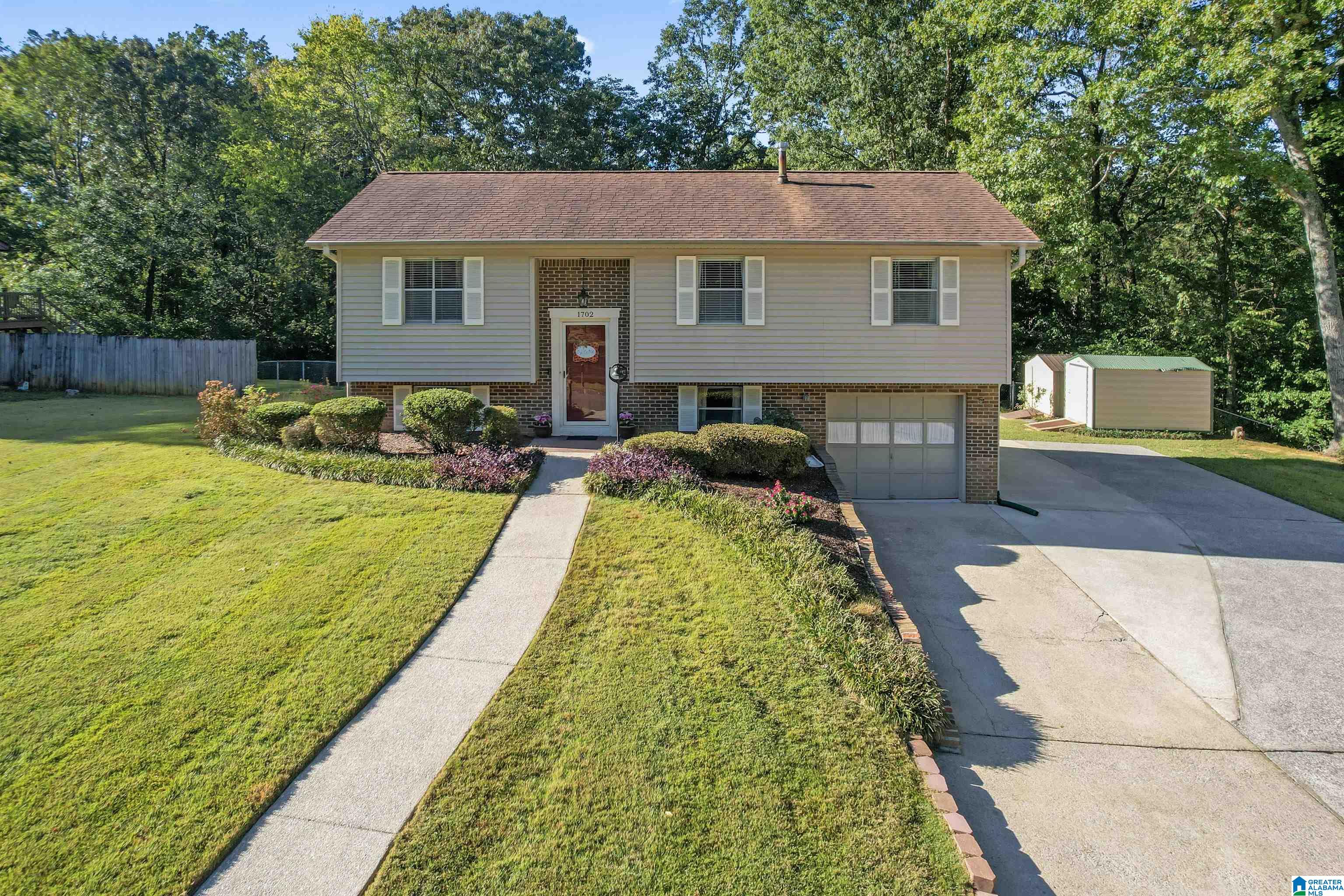1702 Gardenridge Road Gardendale, AL 35071 - Photo 1 of 38