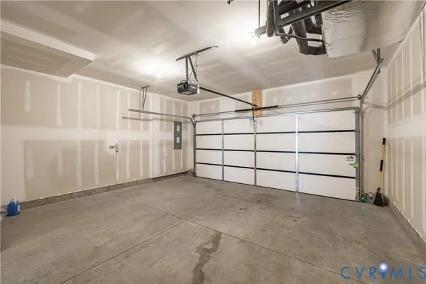 $565,000 | 4408 Dominion Forest Circle, Glen Allen, VA 23060