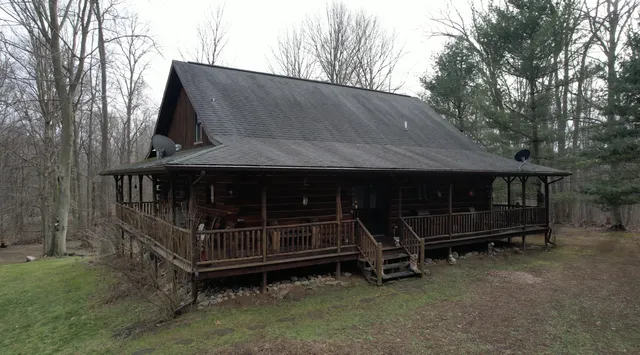 $994,000 | 1254 Burbank Road, Quincy, MI 49082