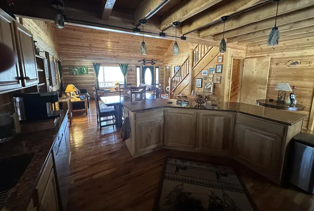 $994,000 | 1254 Burbank Road, Quincy, MI 49082