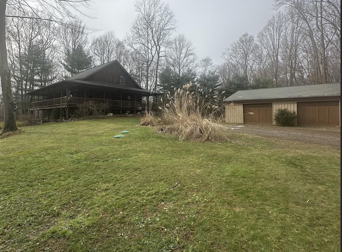 1254 Burbank Road Quincy, MI 49082 - Photo 5 of 48 NE 2