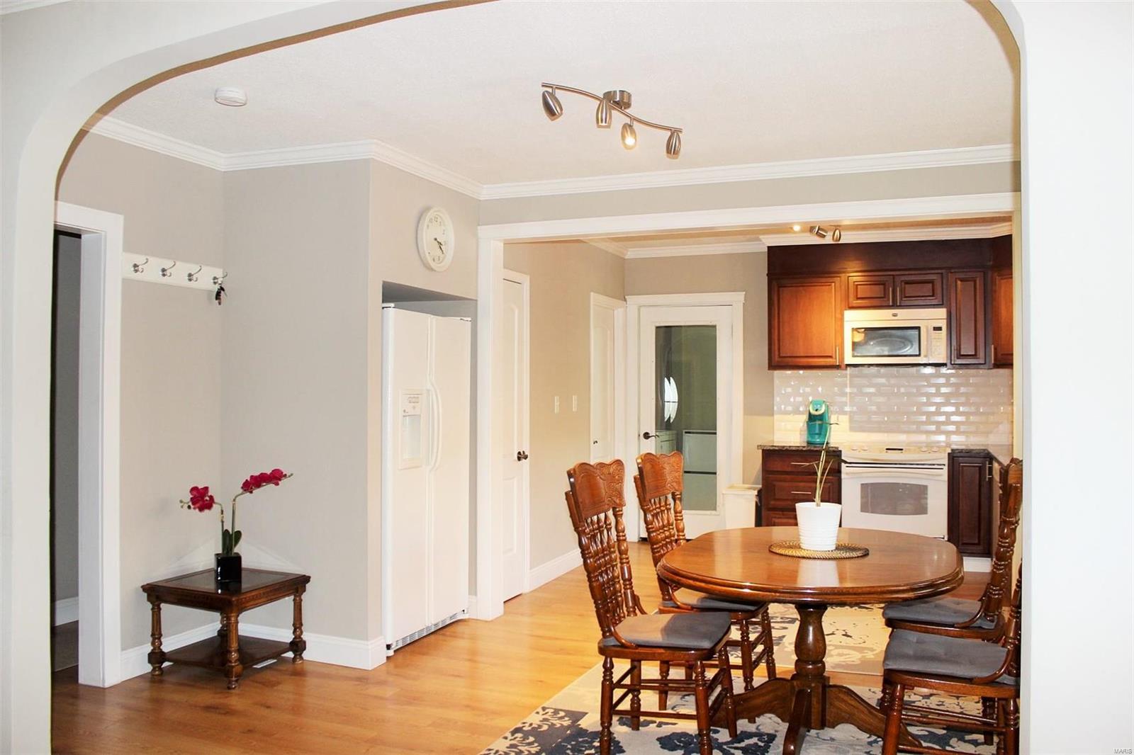 309 West Ripa Avenue St. Louis, MO 63125 - Photo 10 of 22 Gallery Image 10
