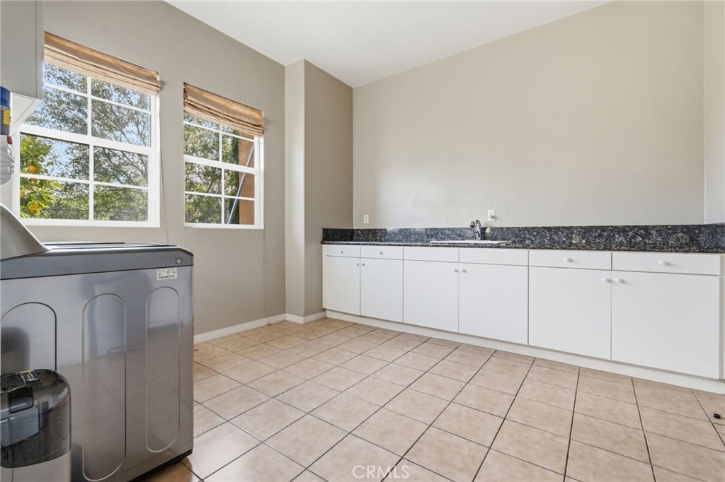 4463 Cardinal Cushing Claremont, CA 91711 - Photo 30 of 75