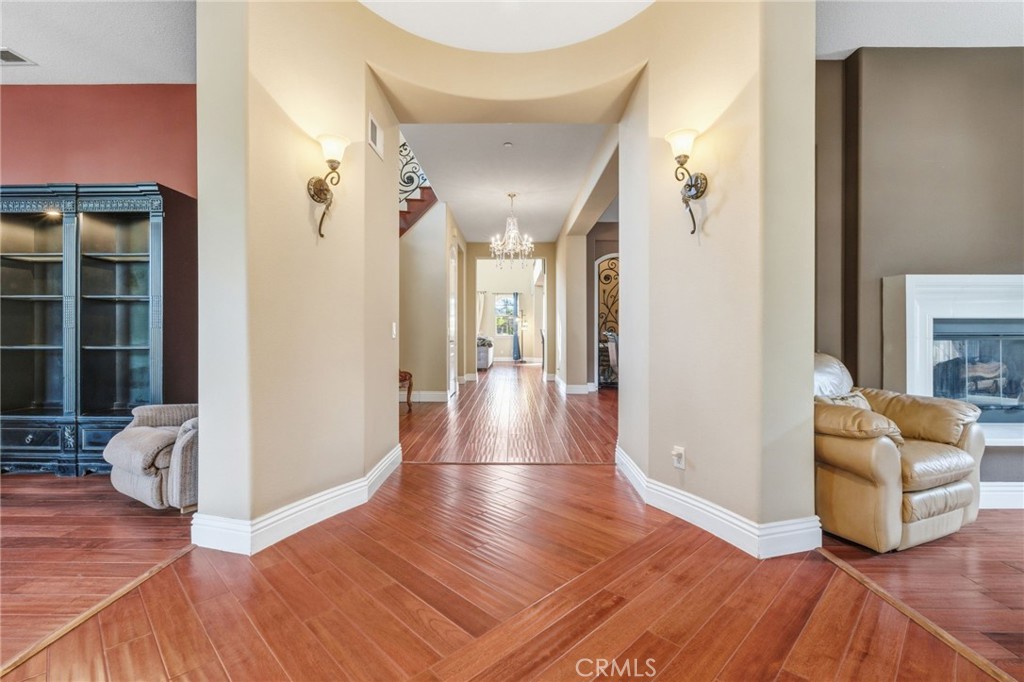 4463 Cardinal Cushing Claremont, CA 91711 - Photo 9 of 75