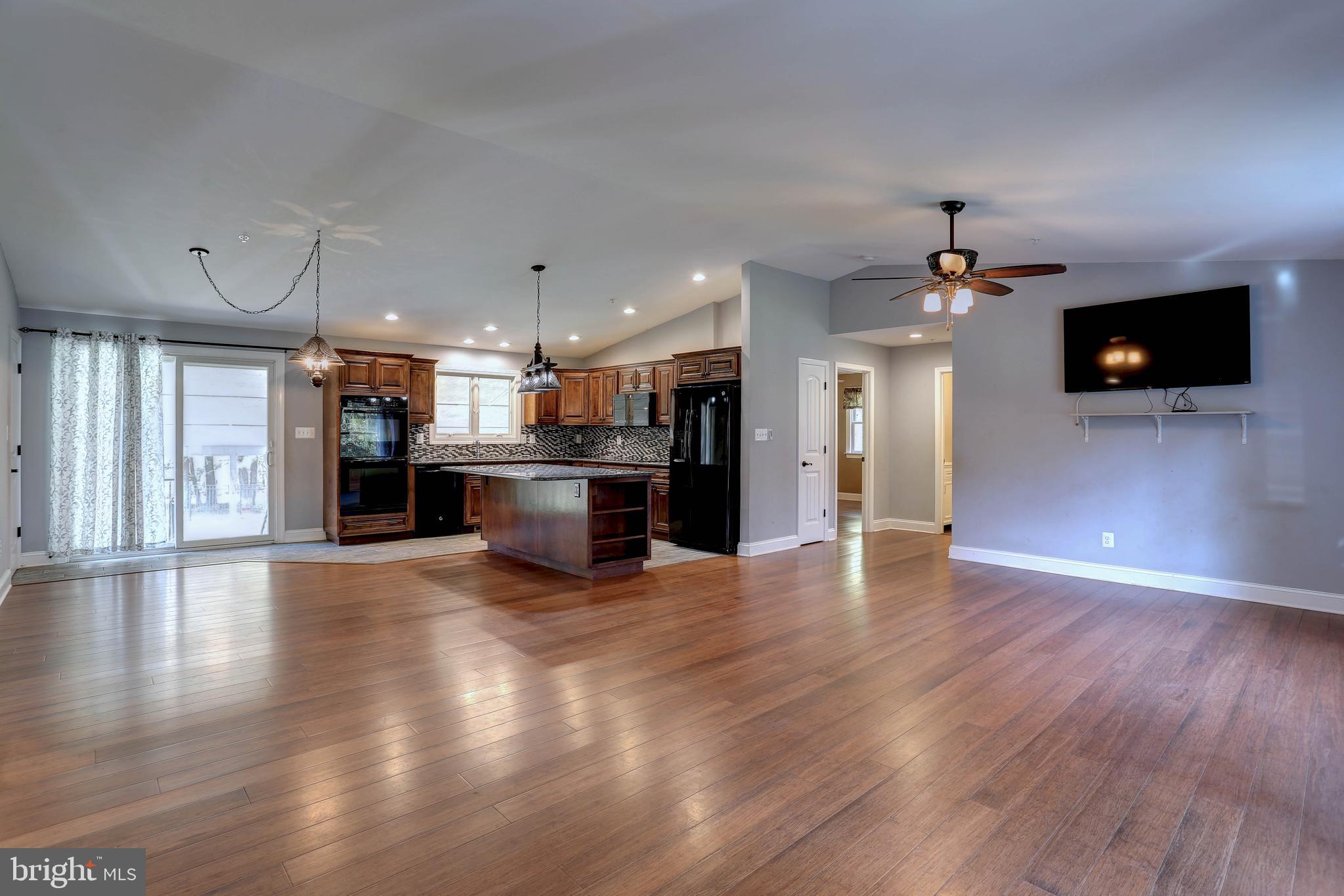 4036 Salem Bottom Road Westminster, MD 21157 - Photo 6 of 48 Gallery Image 6