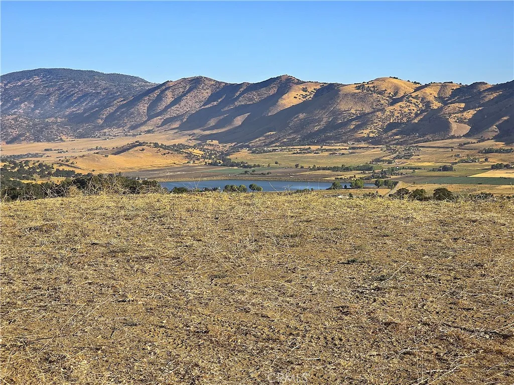 0 Zurich Tehachapi, CA 93561 - Photo 32 of 51 All buildable space!!