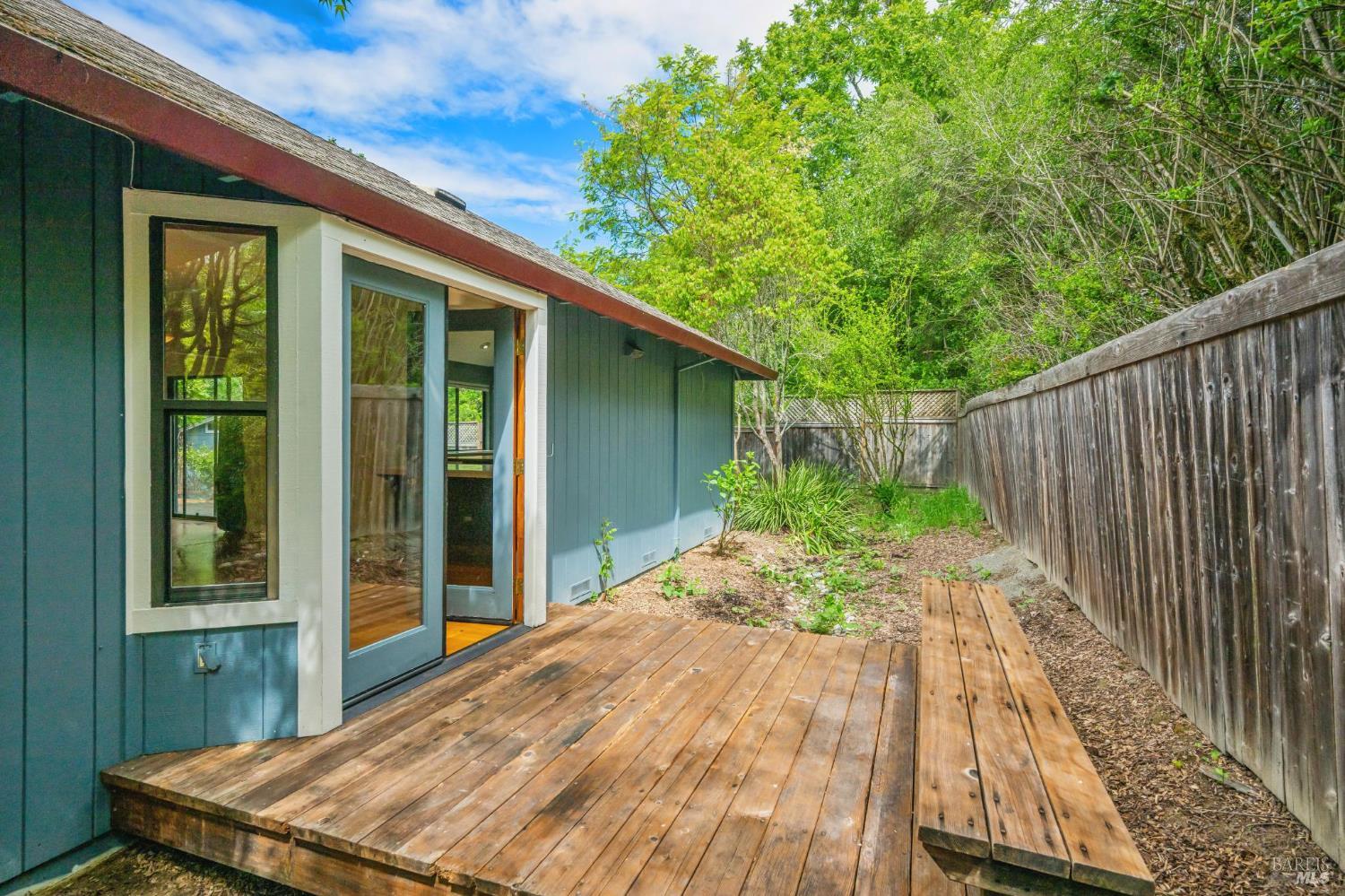 8610 Graton Road Sebastopol, CA 95472 - Photo 53 of 86