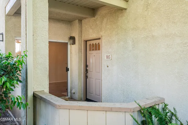 $599,000 | 637 Indian Oak Lane, Unit 105, Oak Park, CA 91377