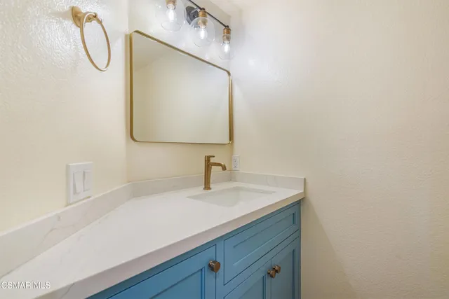 $599,000 | 637 Indian Oak Lane, Unit 105, Oak Park, CA 91377