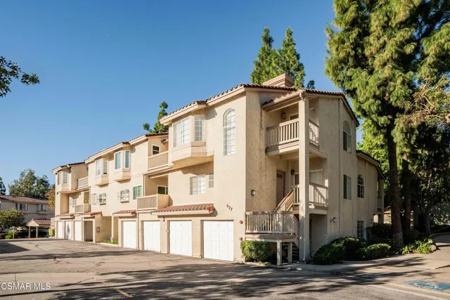 $599,000 | 637 Indian Oak Lane, Unit 105, Oak Park, CA 91377