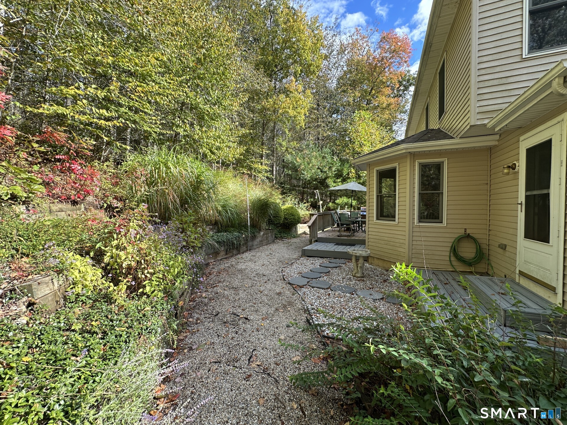 181 North Chestnut Hill Road Killingworth, CT 06419 - Photo 3 of 30