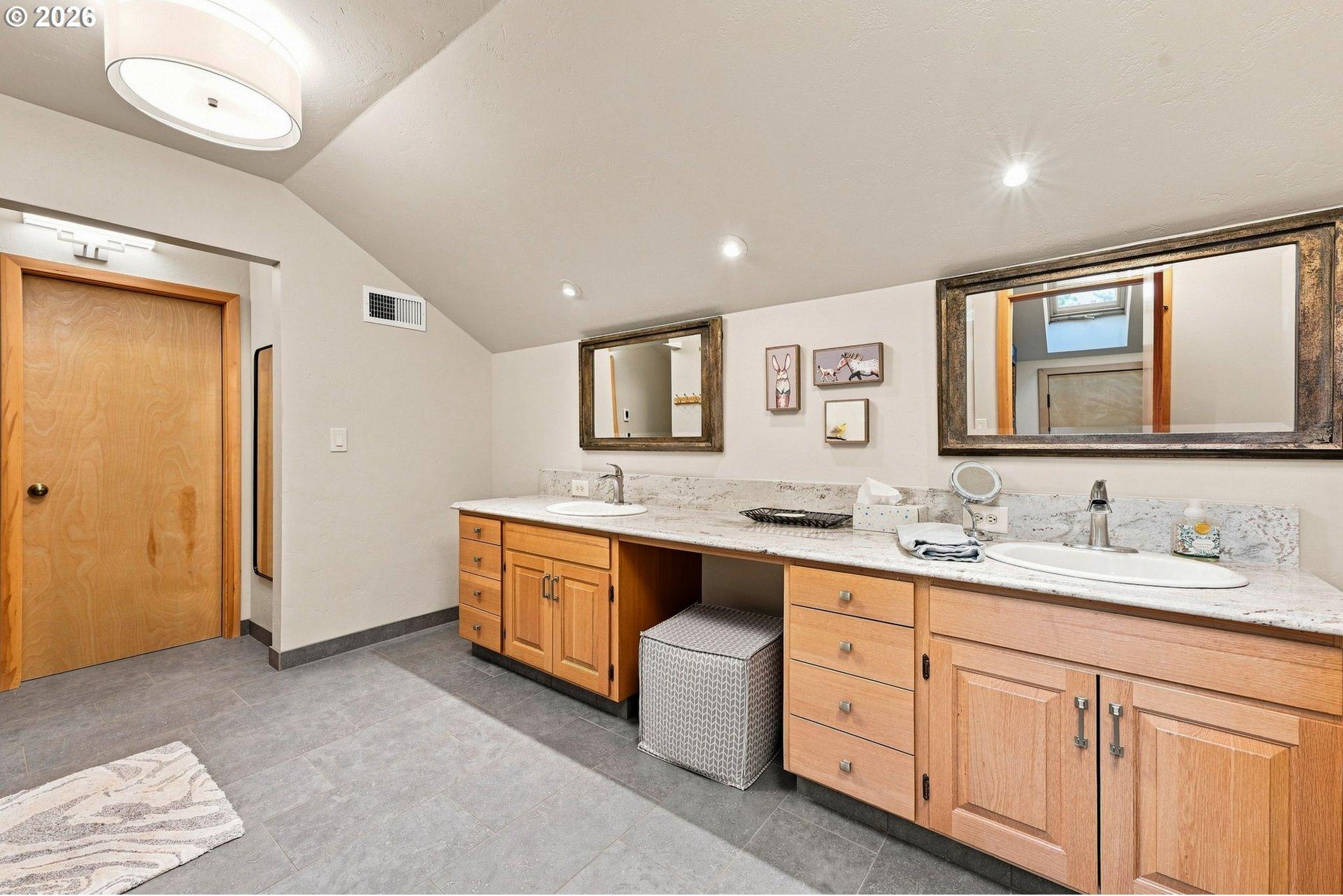 13442 Galium Black Butte Ranch, OR 97759 - Photo 43 of 48 Gallery Image 43