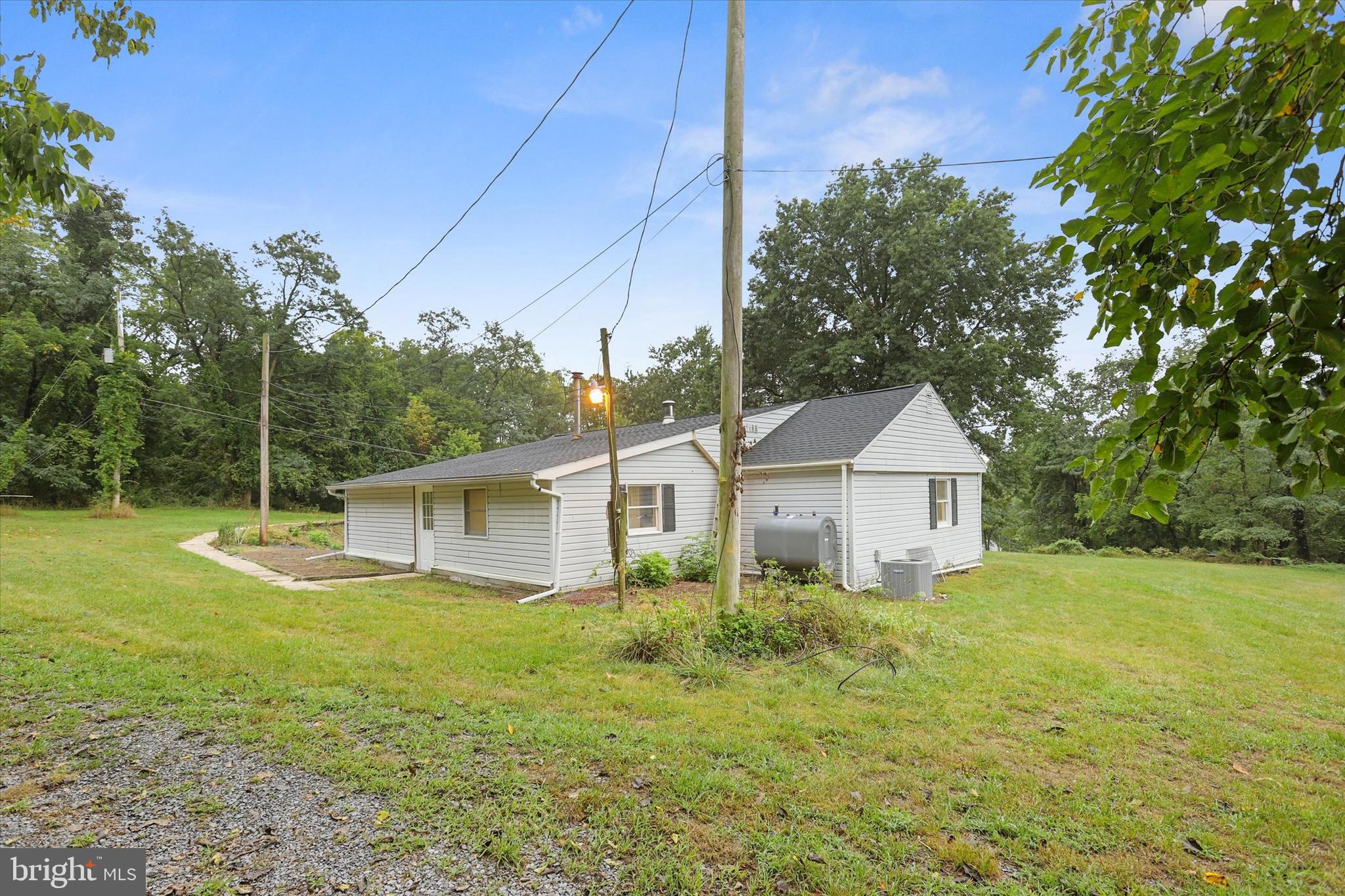 36 Spring Lane Road Dillsburg, PA 17019 - Photo 3 of 27 Gallery Image 3