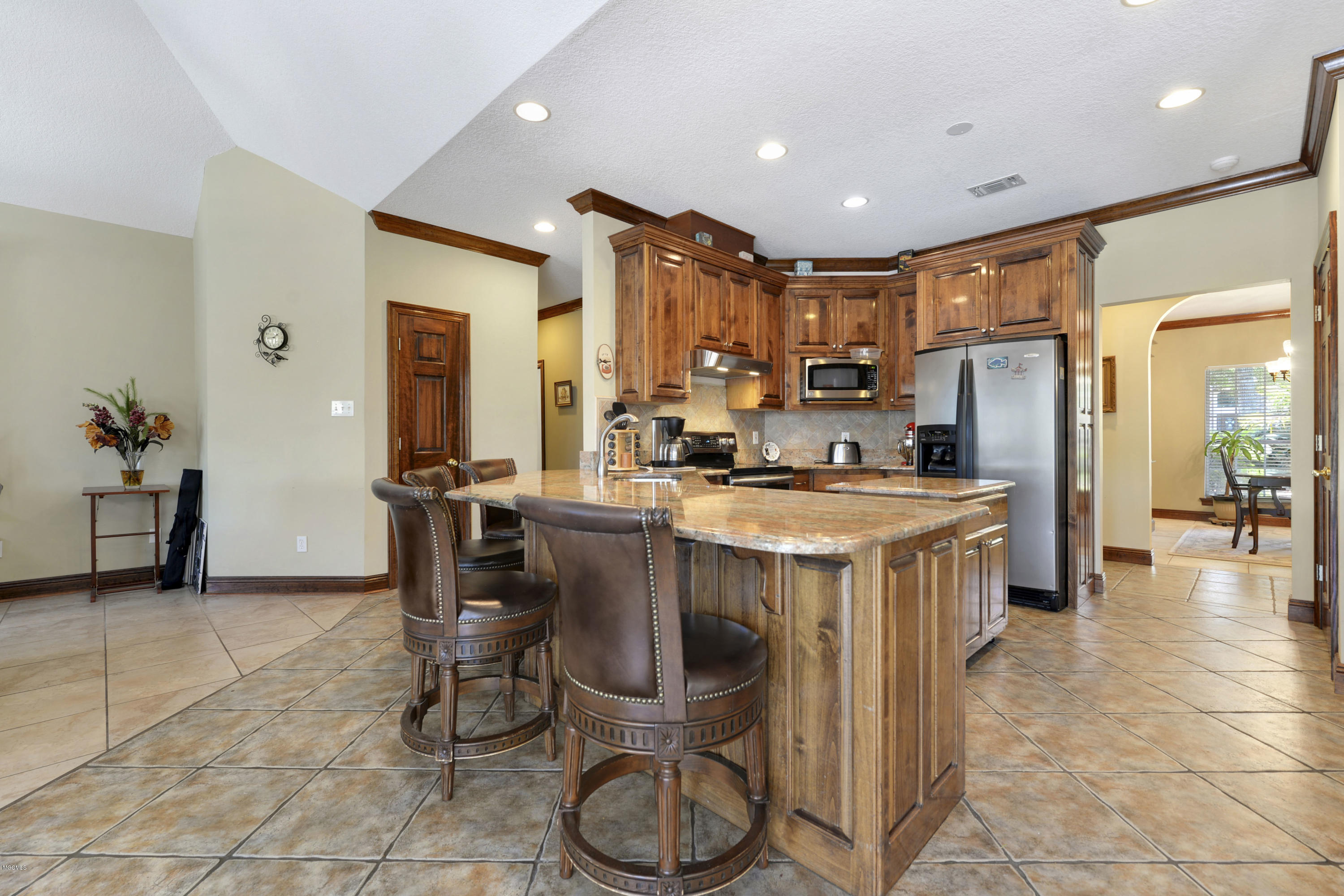 3624 Perryman Road Ocean Springs, MS 39564 - Photo 12 of 46 010