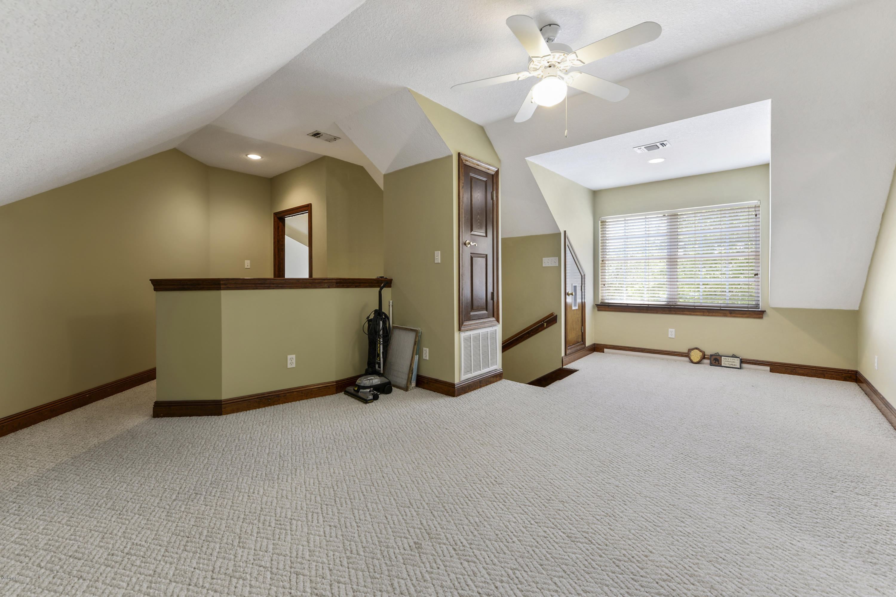 3624 Perryman Road Ocean Springs, MS 39564 - Photo 26 of 46 028