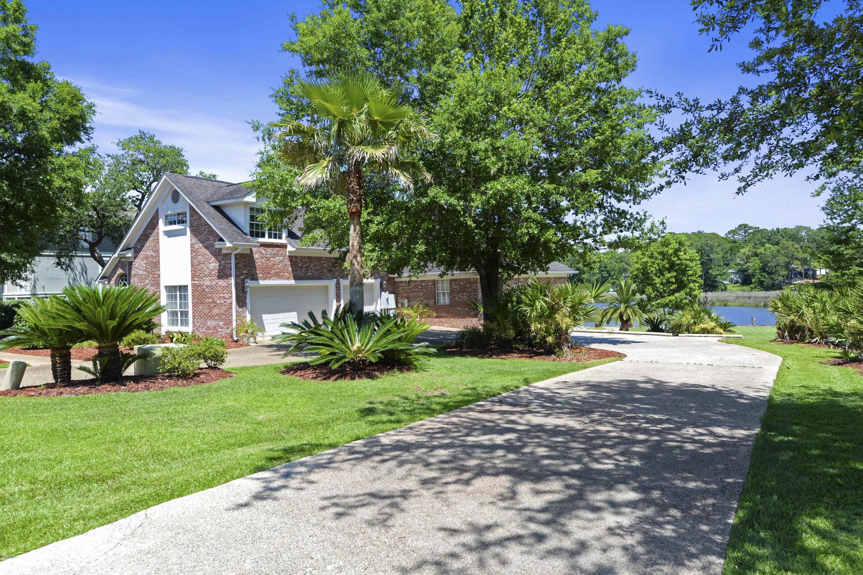 3624 Perryman Road Ocean Springs, MS 39564 - Photo 3 of 46 003