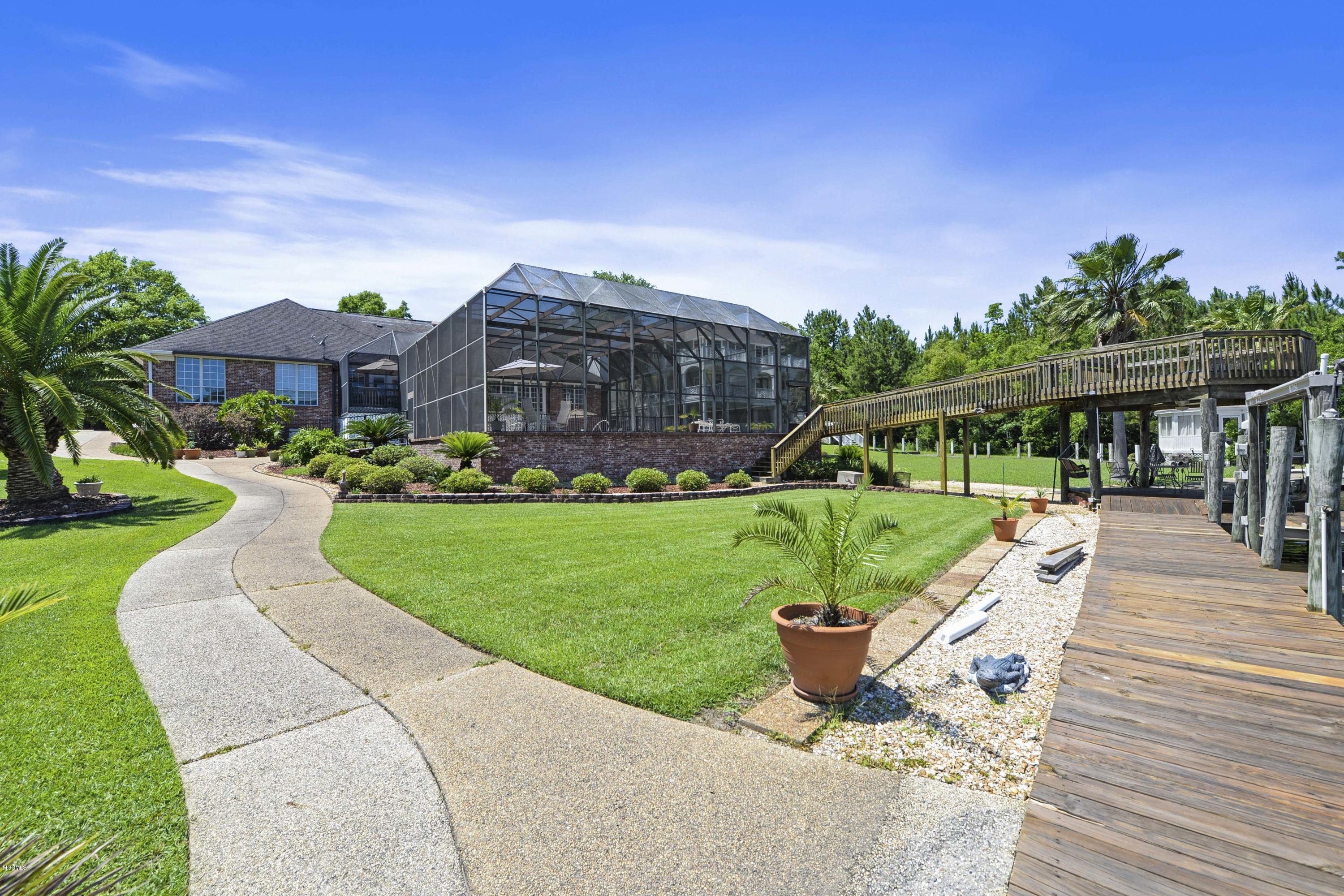 3624 Perryman Road Ocean Springs, MS 39564 - Photo 42 of 46 045