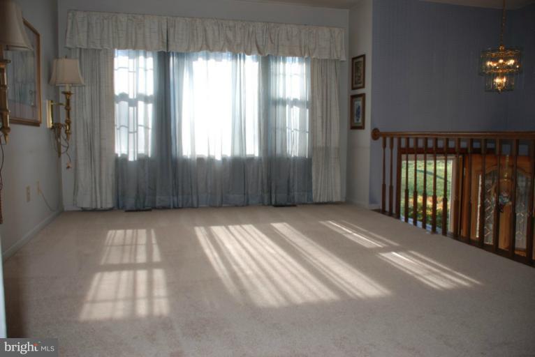 722 Rosewood Road Severn, MD 21144 - Photo 5 of 30 Living Room