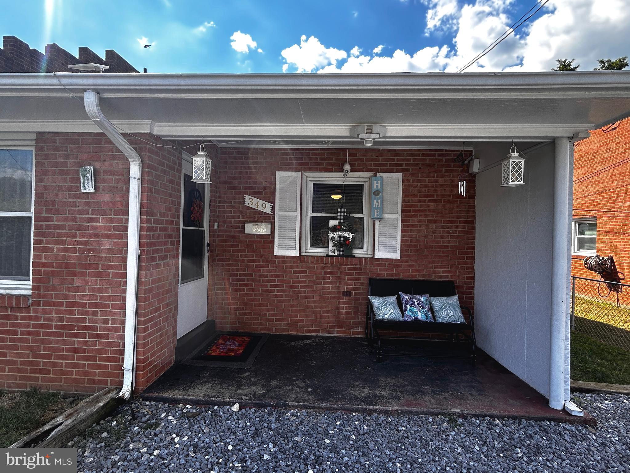 349 Ritenour Street Front Royal, VA 22630 - Photo 3 of 34