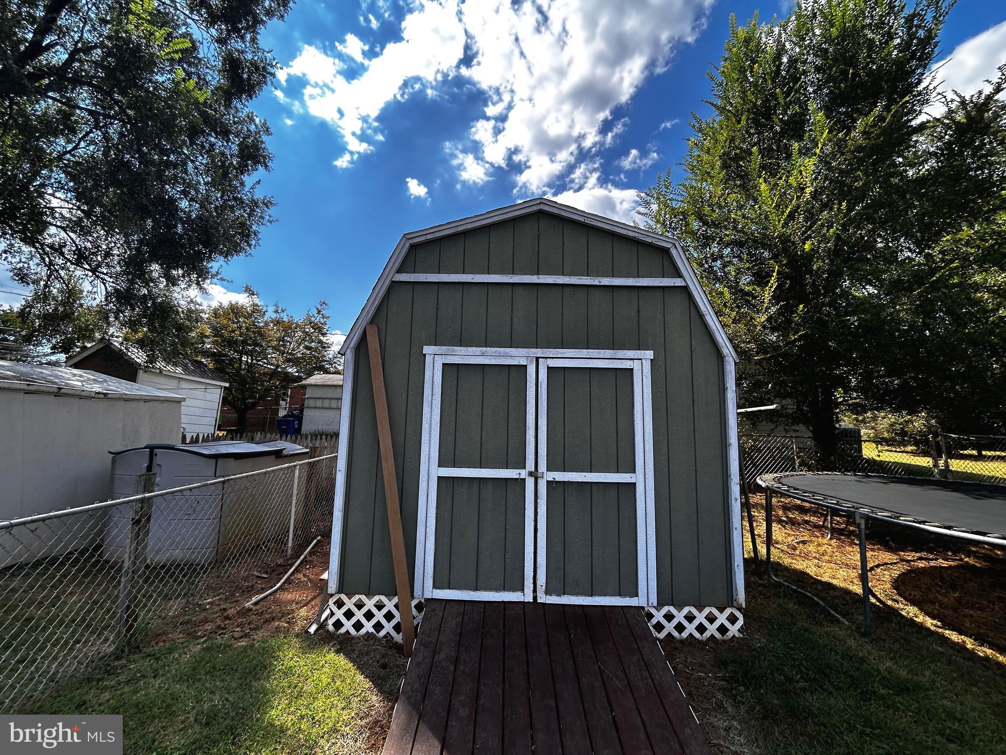 349 Ritenour Street Front Royal, VA 22630 - Photo 32 of 34