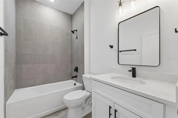 $1,900 | 3427 West Webster Place, Dunnellon, FL 34433