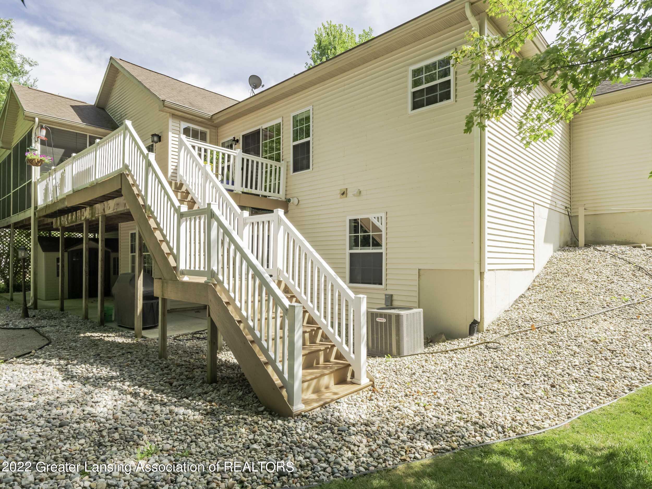 10425 River Rock Road Dimondale, MI 48821 - Photo 40 of 61 10425_River_Rock_Blvd_289-HDR