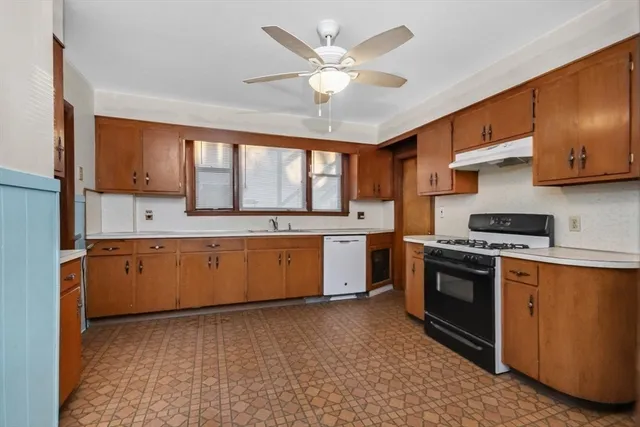 $1,599,999 | 34 Putnam Street, Somerville, MA 02143