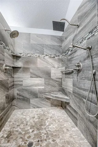 $385,000 | 1904 Shirley Court, Liberty, MO 64068