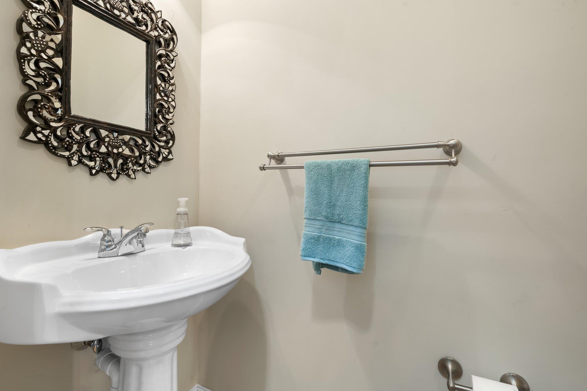 90 Springwood Way, Unit 53 Manchester, NH 03102 - Photo 20 of 40