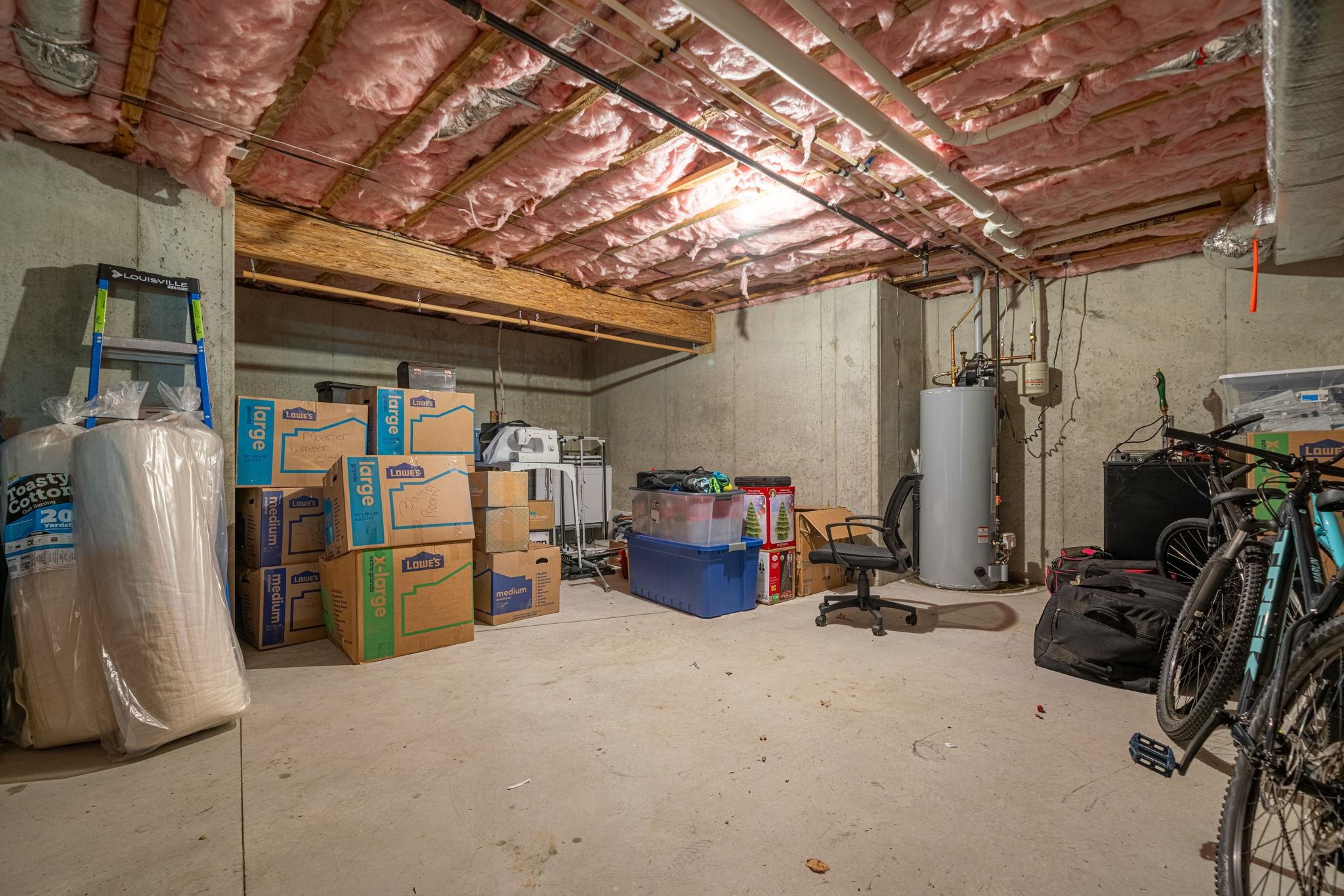 90 Springwood Way, Unit 53 Manchester, NH 03102 - Photo 33 of 40